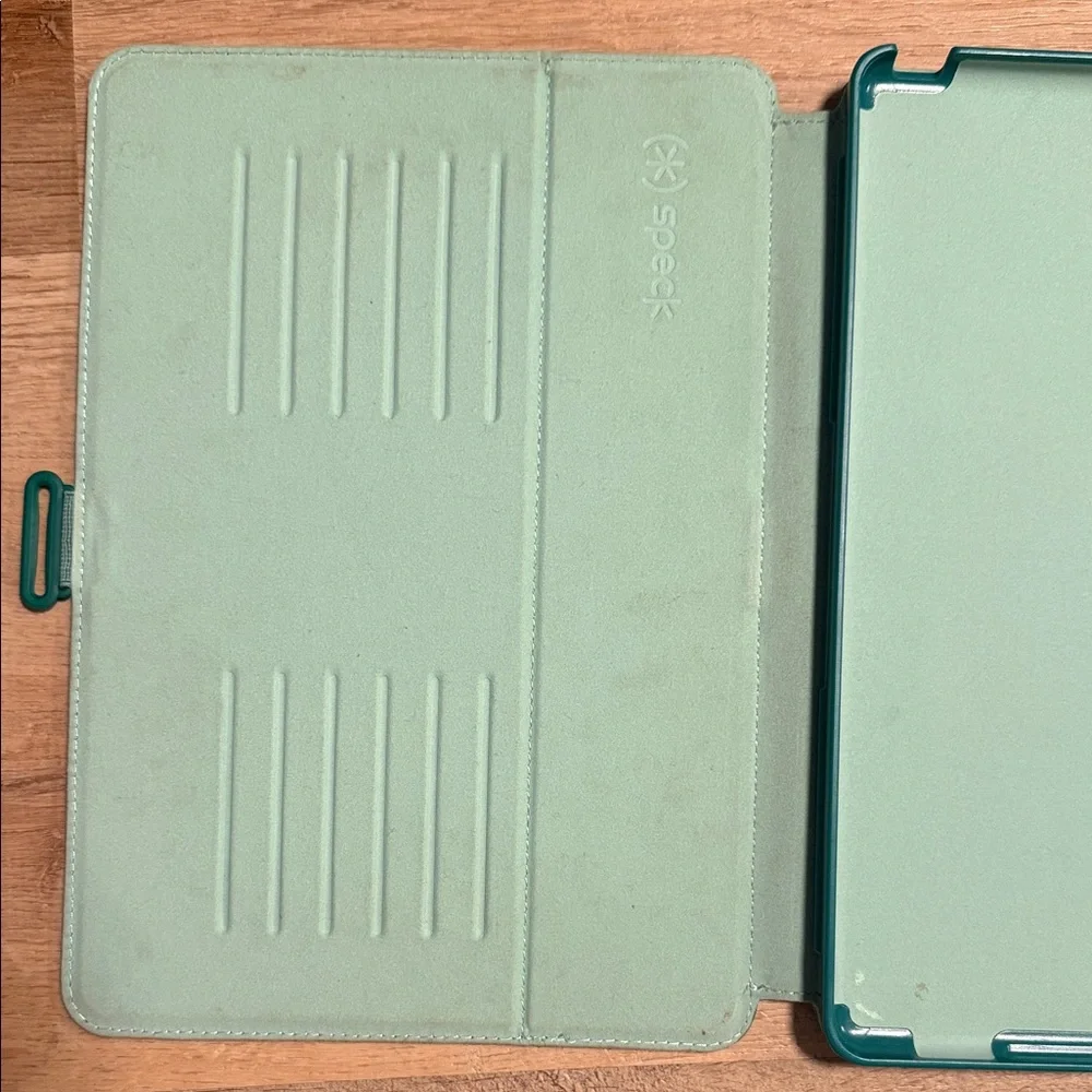 Speck Teal Tablet Cover